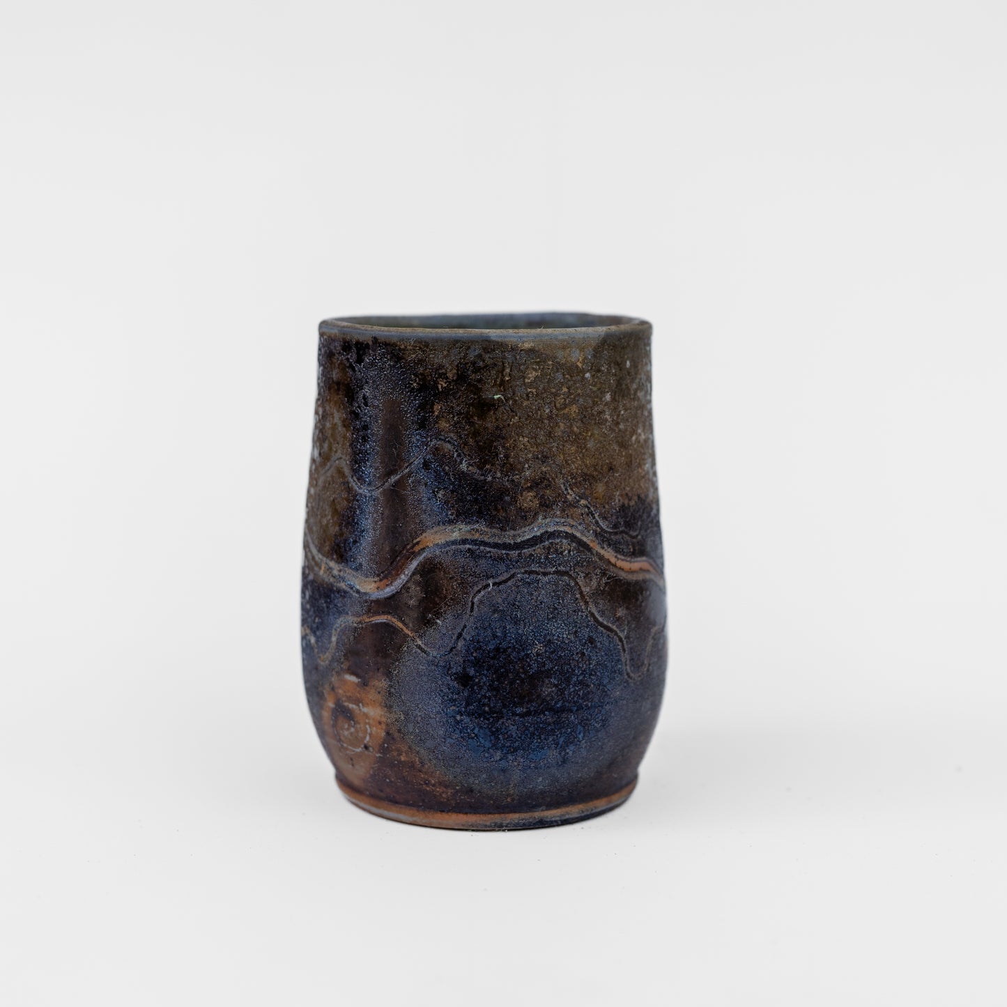 wood-fired sgraffito thumb tumbler