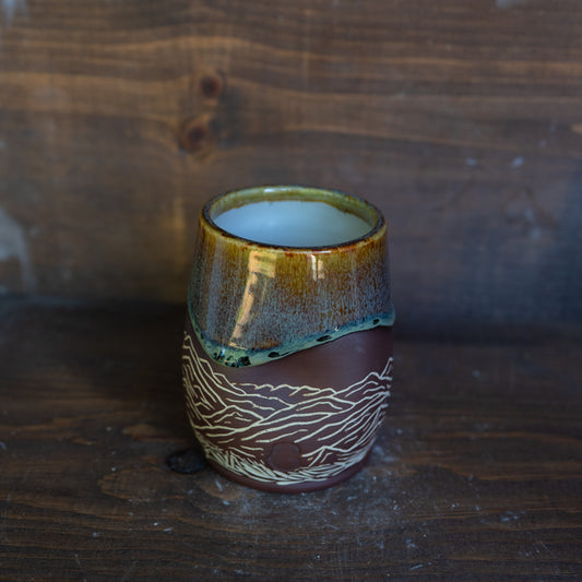 mountain range thumb cup