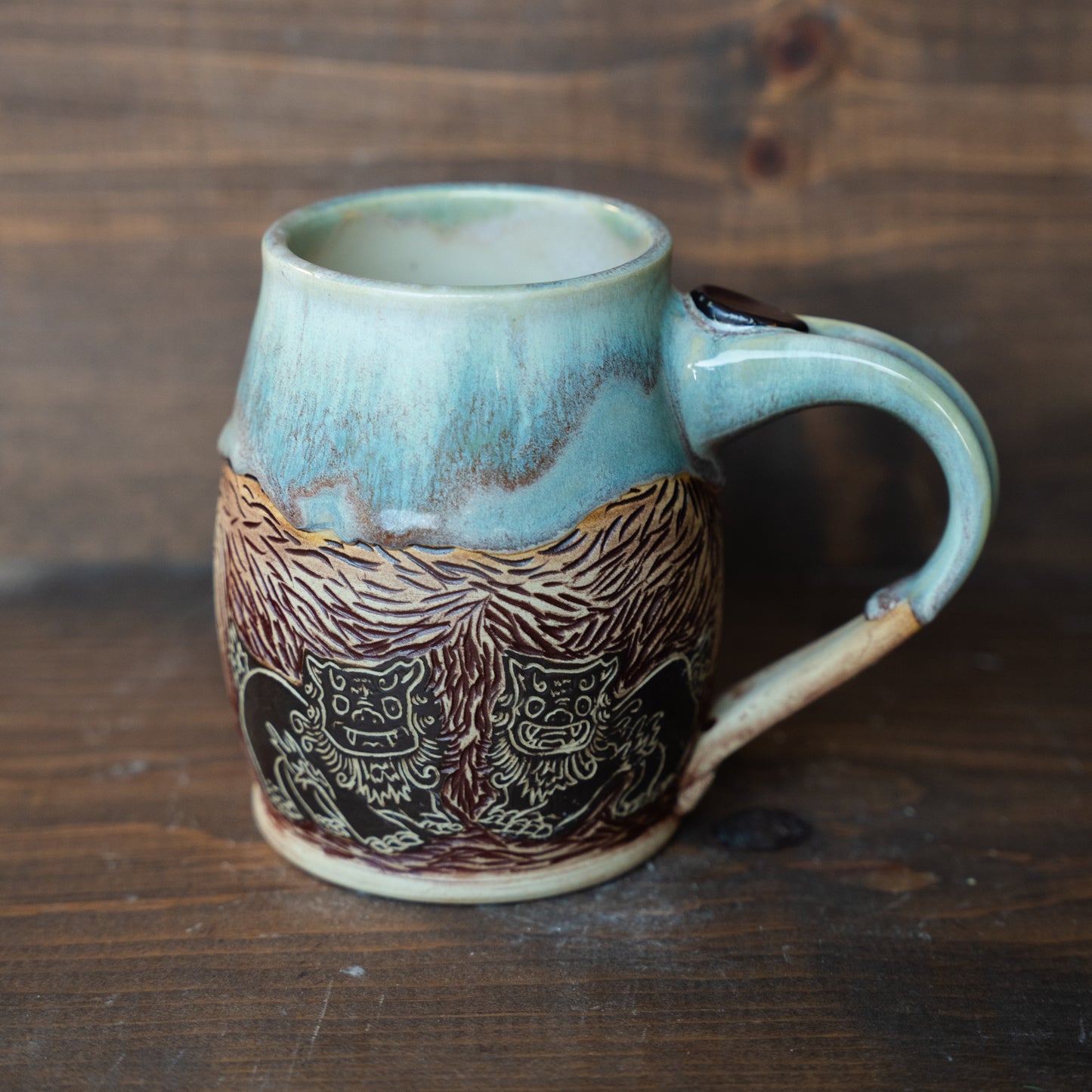 shisa sgraffito & mishima mug