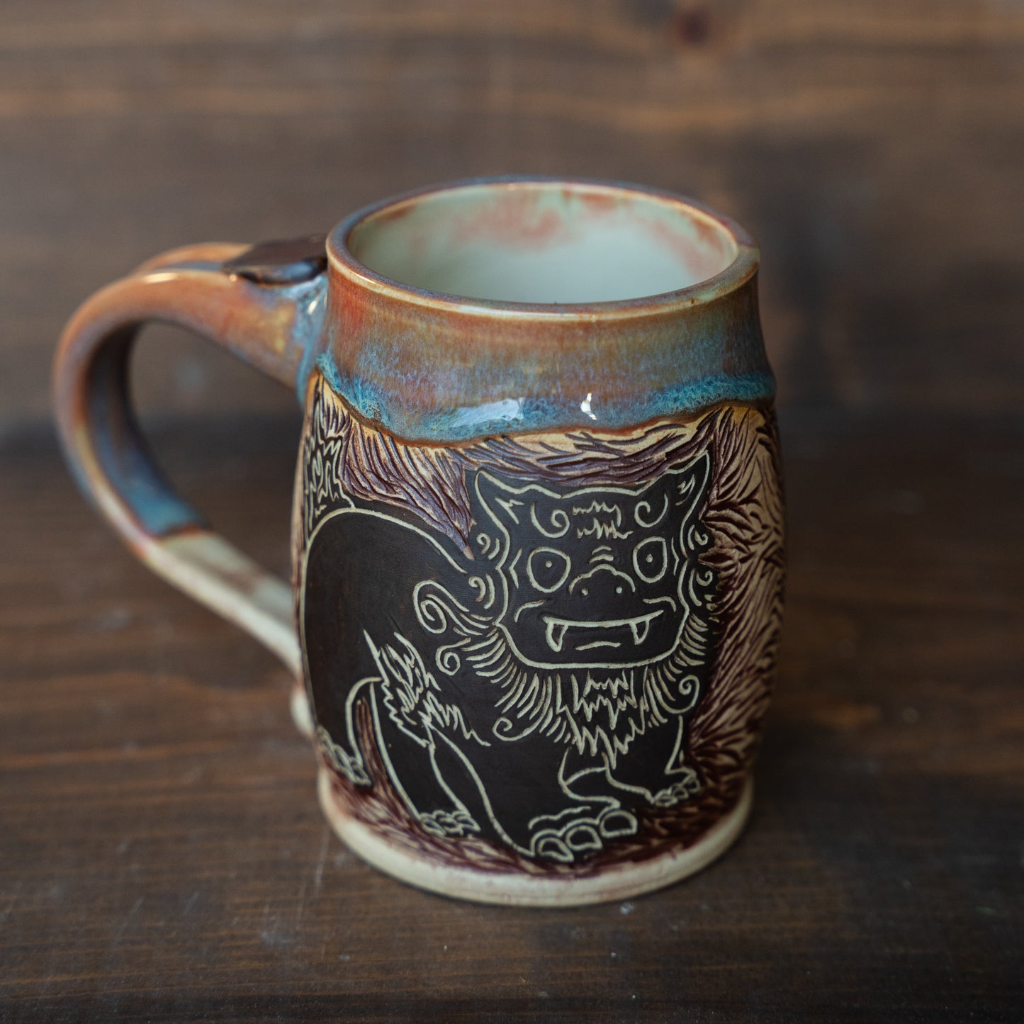 shisa sgraffito & mishima mug