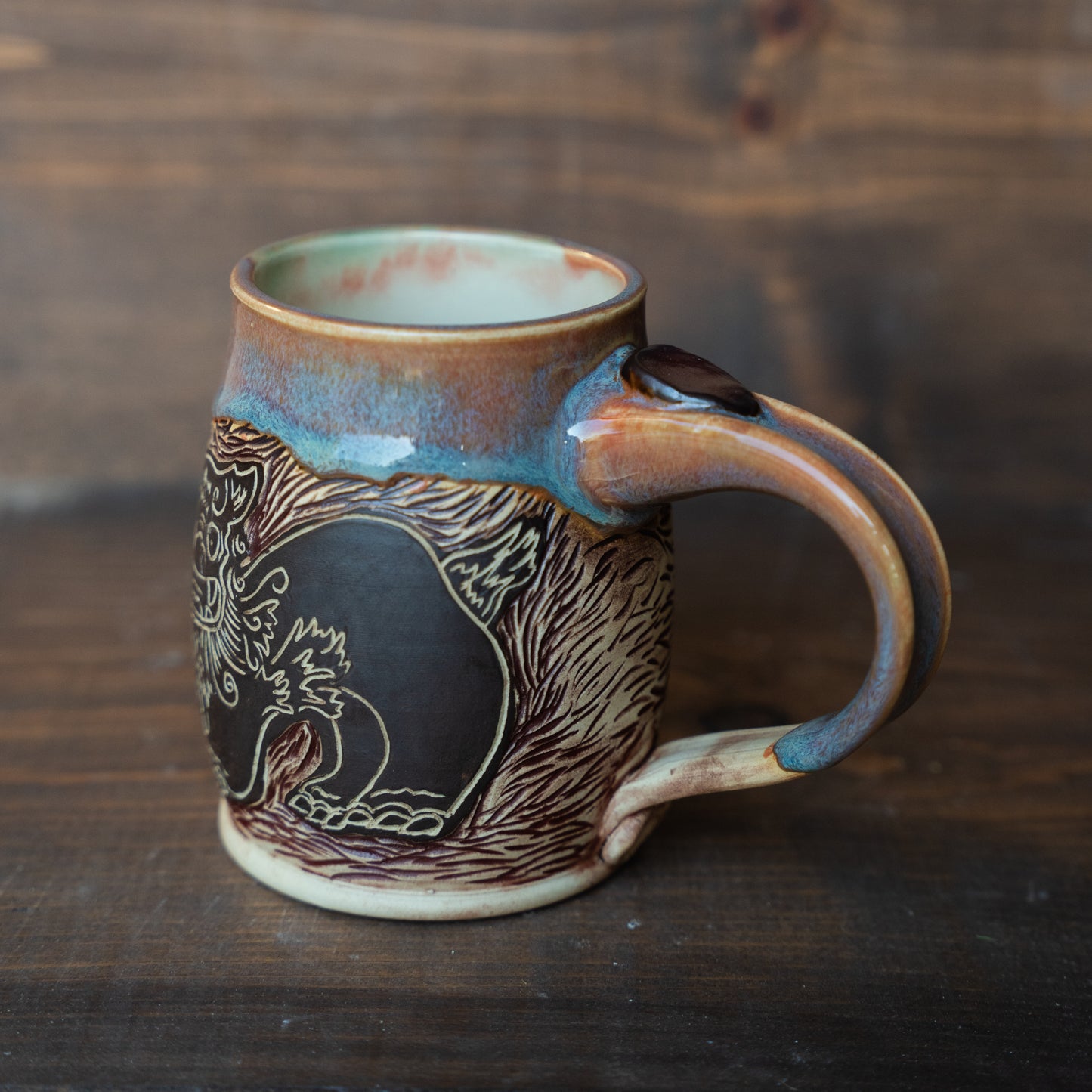 shisa sgraffito & mishima mug