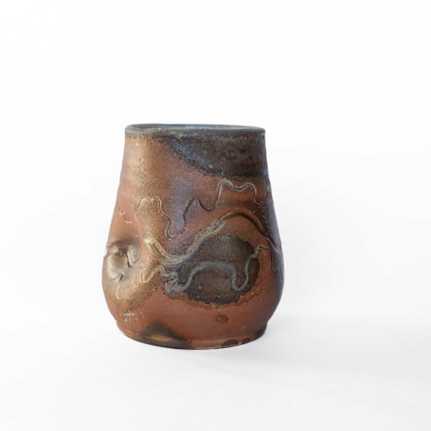 wood-fired sgraffito thumb tumbler